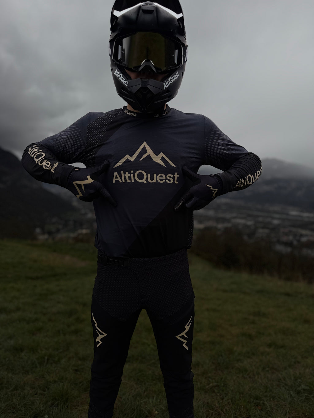 Ensemble AltiQuest Grey Summit (précommande)