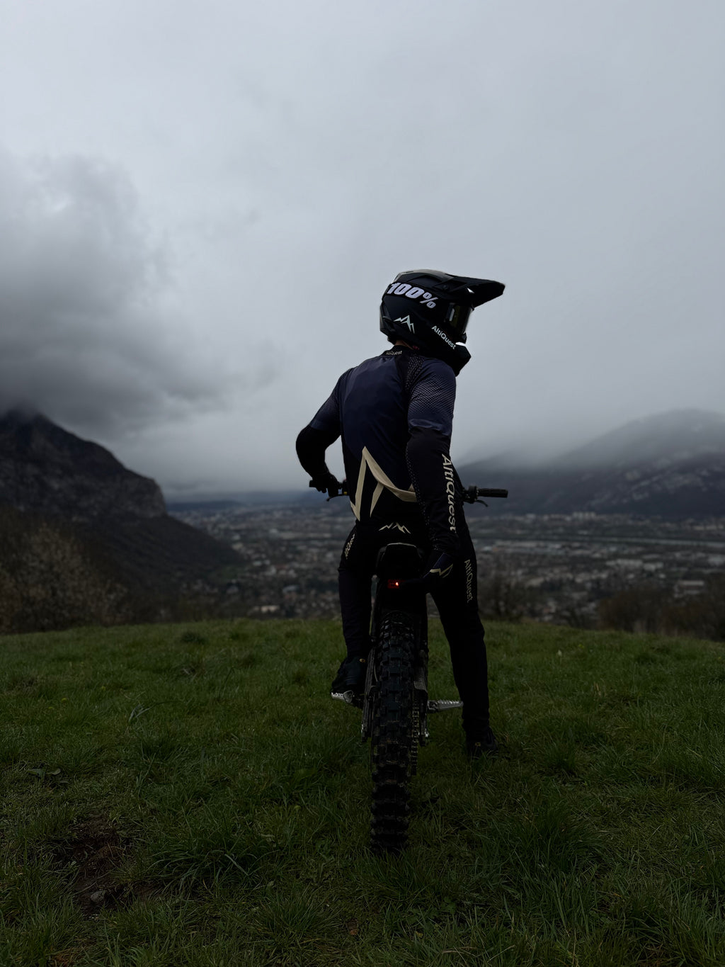 Ensemble AltiQuest Grey Summit (précommande)