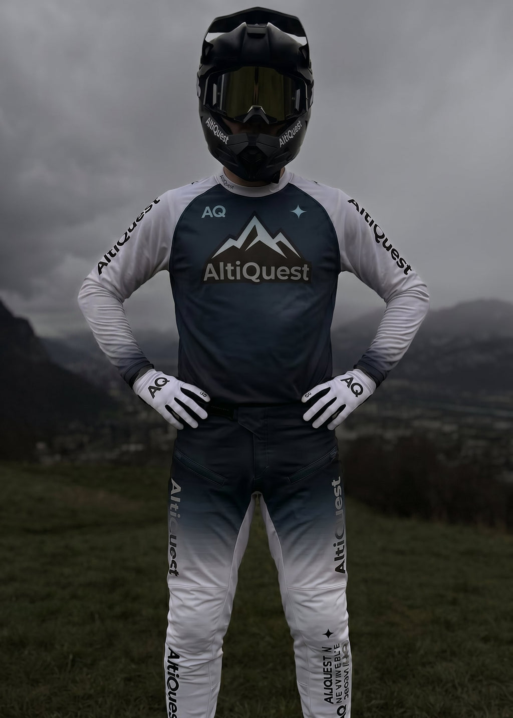 TENUE ALTIQUEST GLACIAL OBSIDIAN (précommande)