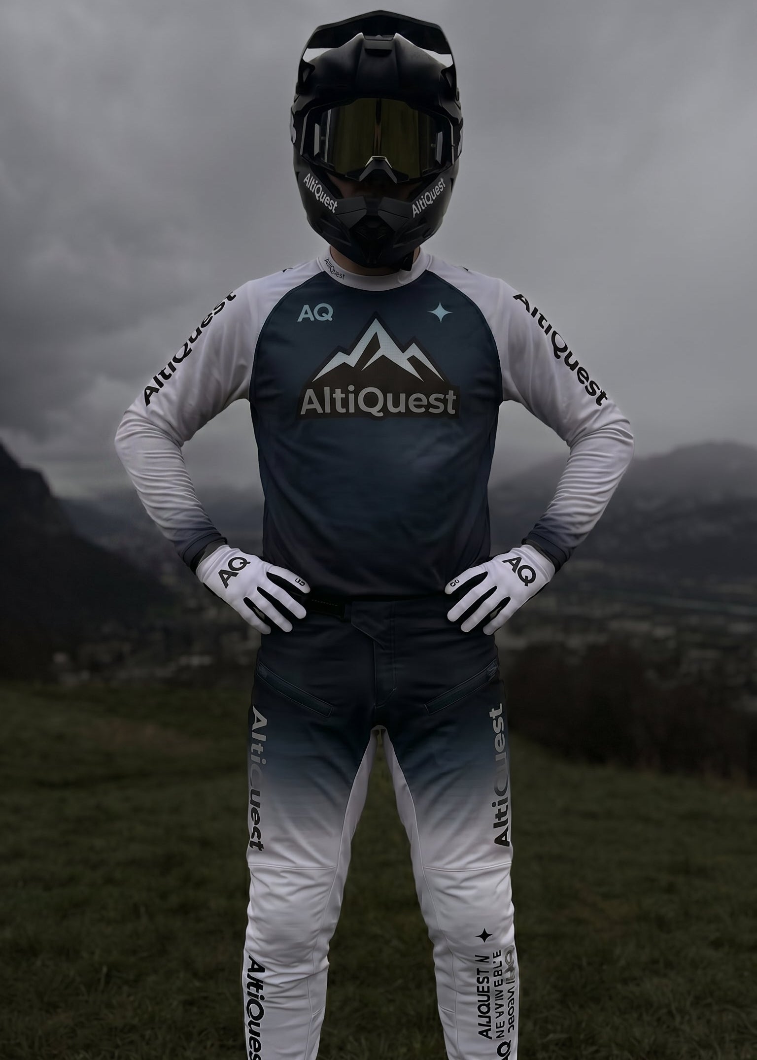TENUE ALTIQUEST GLACIAL OBSIDIAN (précommande)
